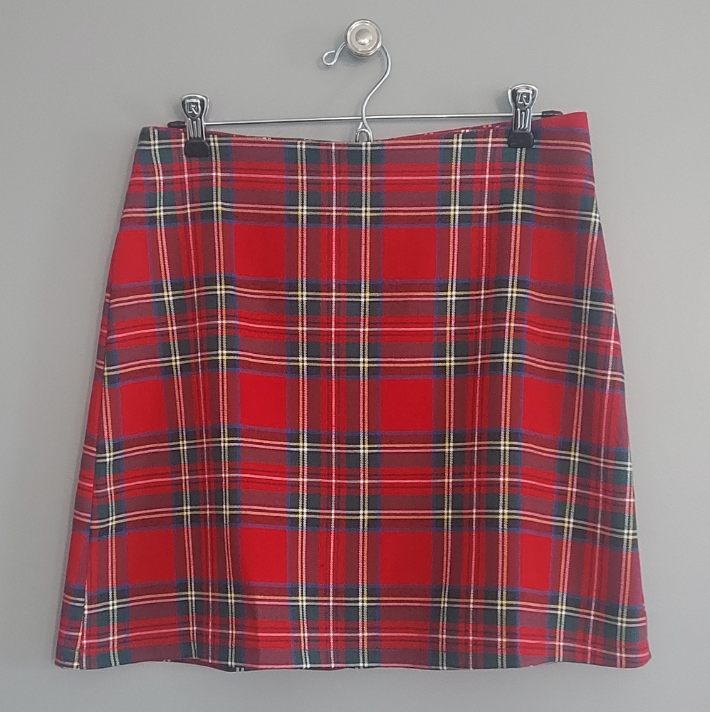 Plaid, cotton / poly blend women's skirt, size medium